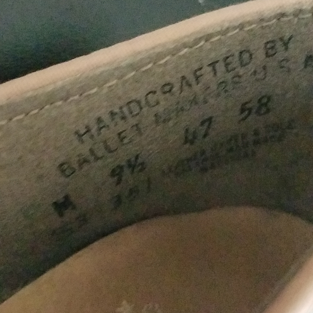 Capezio Dance Shoes Tan NWOT - Picture 7 of 7